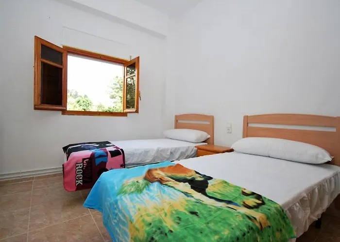 Club Villamar - Poppy Villa *